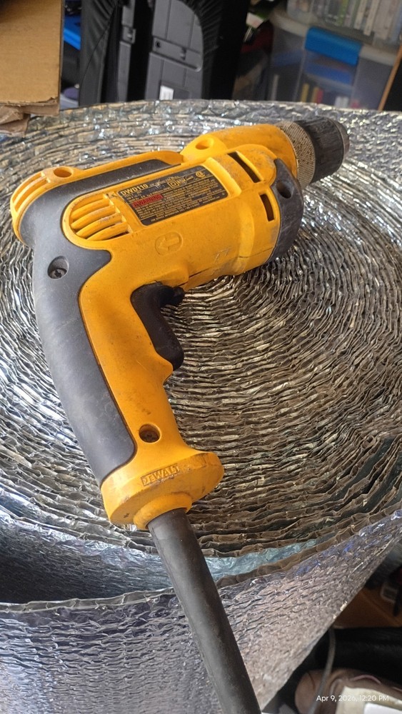 DEWALT DWD110 3/8 Corded Drill Variable Speed Reversible .Tested👍