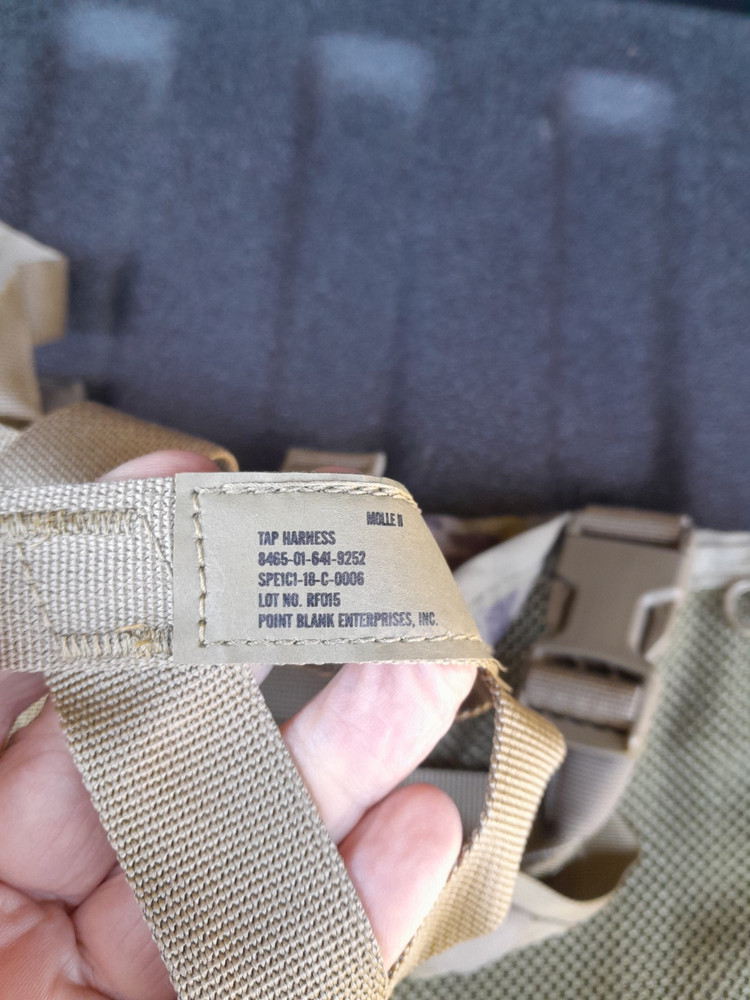 NEW WITHOUT PACKAGE TACTICAL ASSAULT PANEL (TAP) WITH HARNESS AND HARDWARE