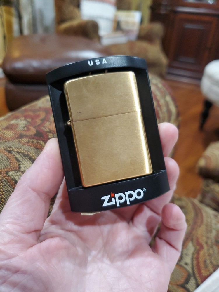 Zippo 204B Classic Brushed Brass Plated Plain Body Windproof Pocket Lighter