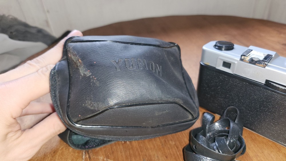 Vintage Yunon YN 500 35mm Camera, Untested, with Case