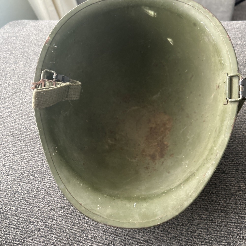 WW2 Helmet w/Liner