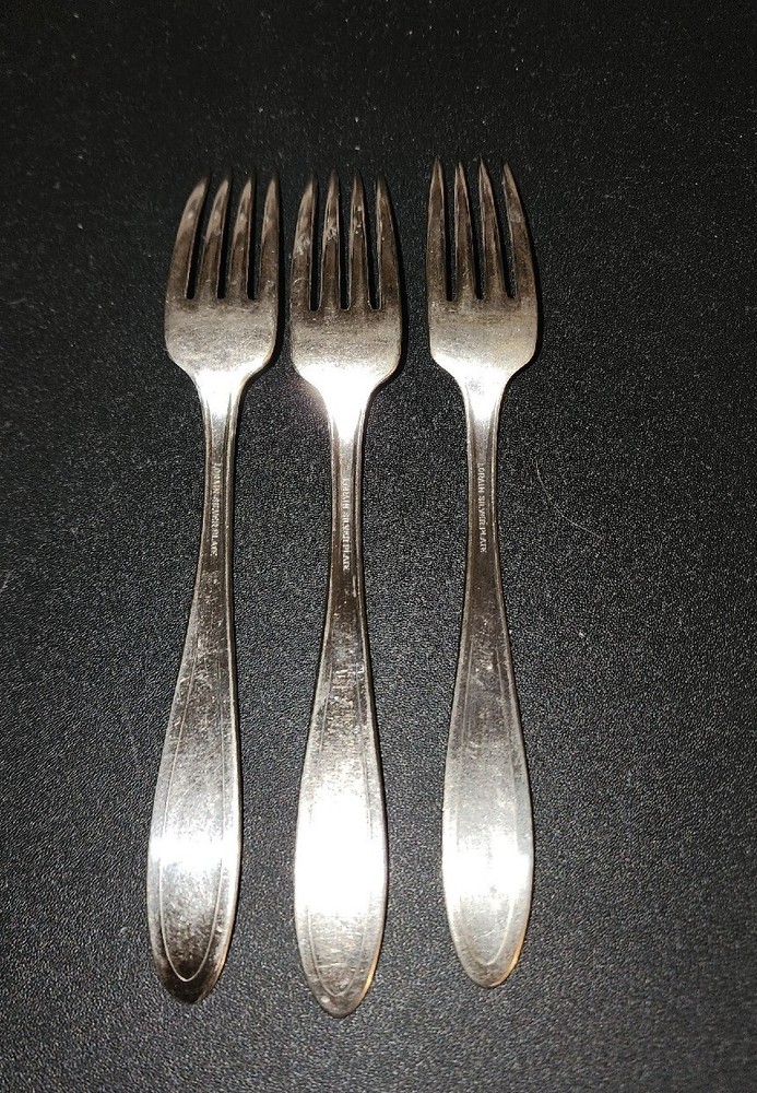 Peerless Oneida Silverplate Lorain 1928 Master Forks