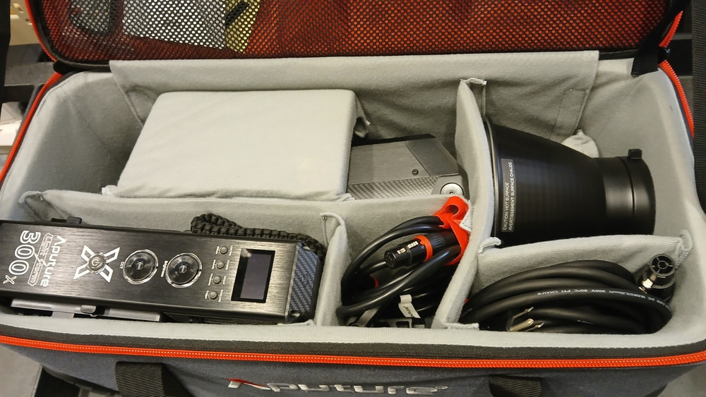 Aputure - LS 300x Lighting Kit