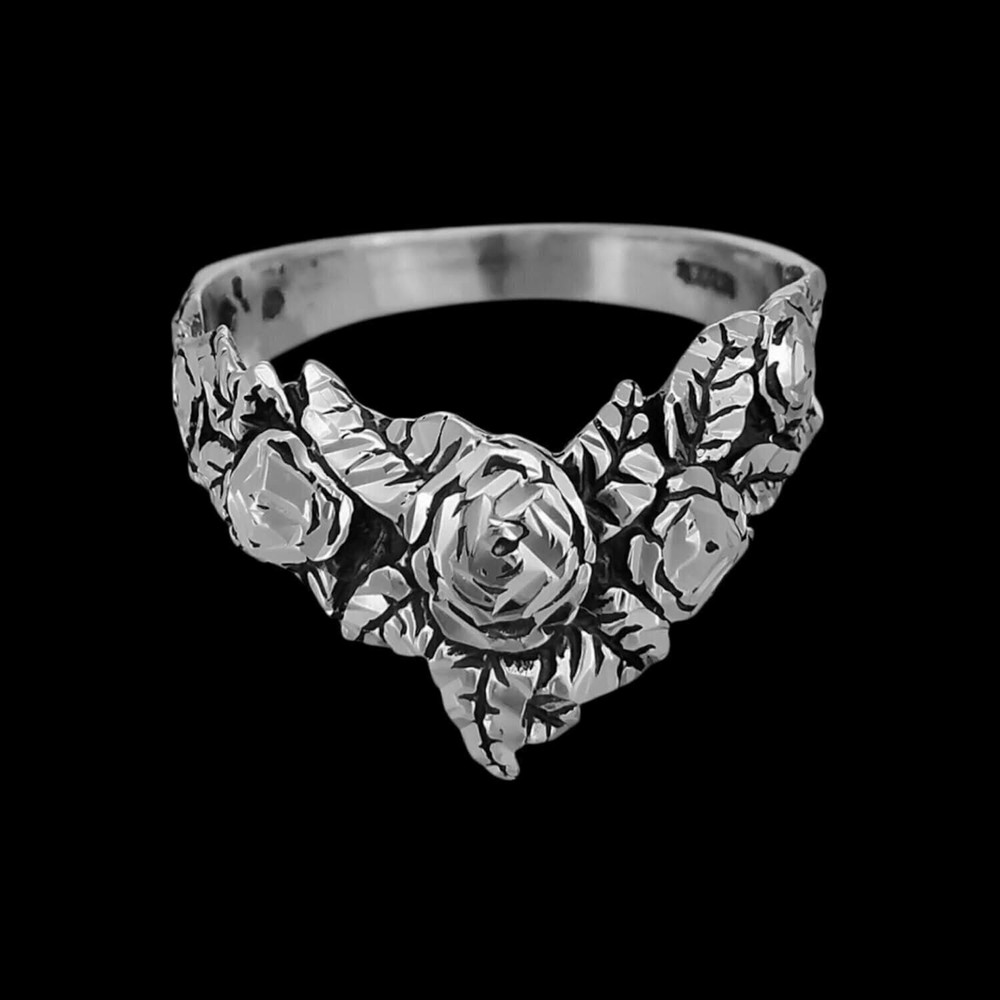 Diamond Cut Flower Crown Ring