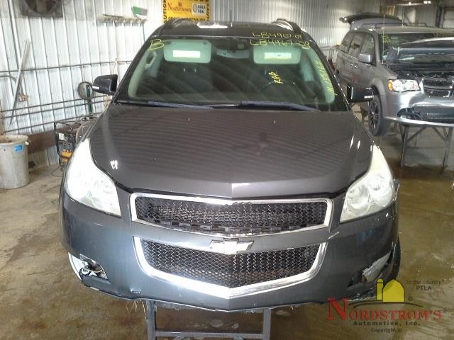 2009 Chevy Traverse Driver Front Headrest Only Black Cloth