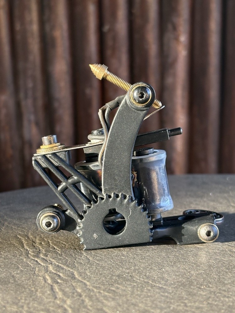 Customized tattoo coil machine