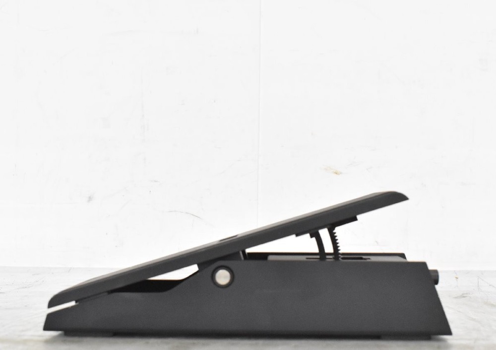 Used KORG Volume / Expression / Pedal XVP-20 Black