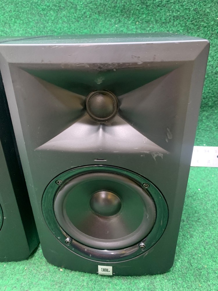 JBL Speakers Linear Spatial Reference 3 Series Pair