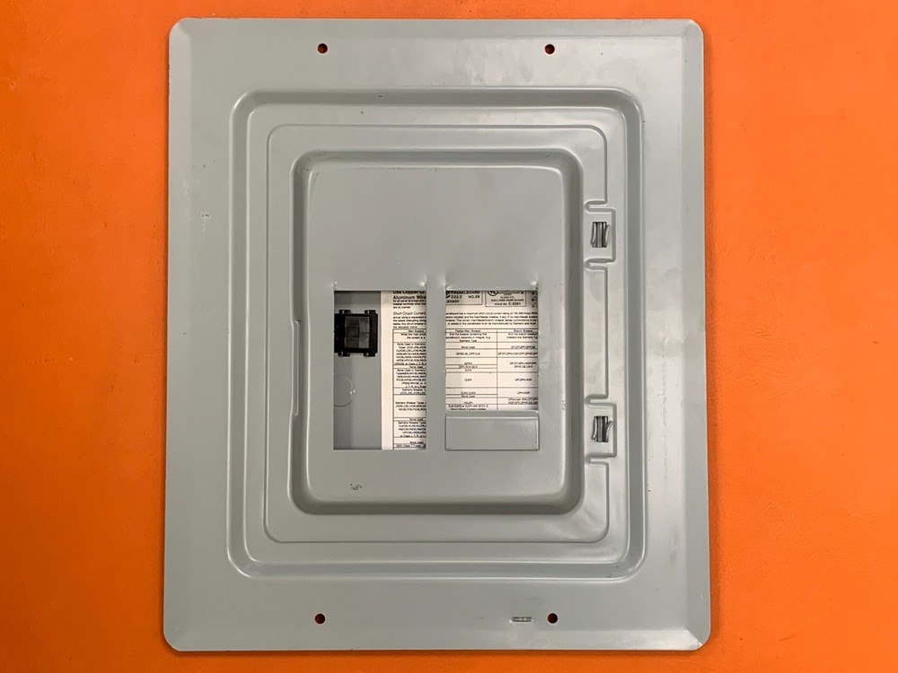 100 Amp Siemens ITE Load Center Panel Cover 8 Space E0816ML1125F
