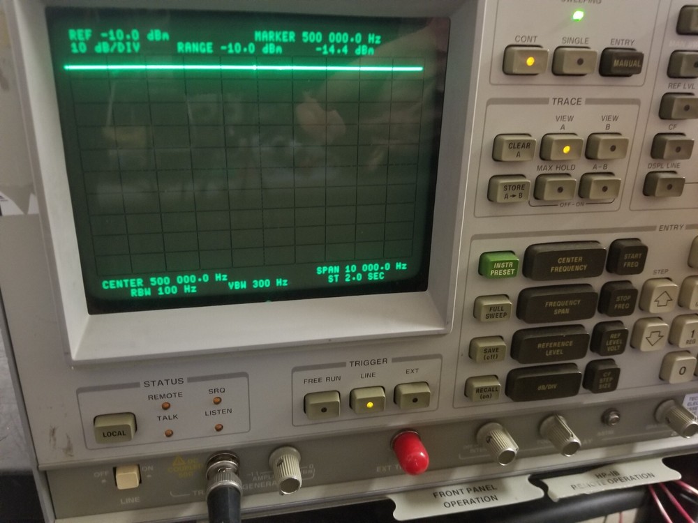 HP3585A Spectrum Analyzer WORKING INSTRUMENT with Cal errors. Var. Sweep source