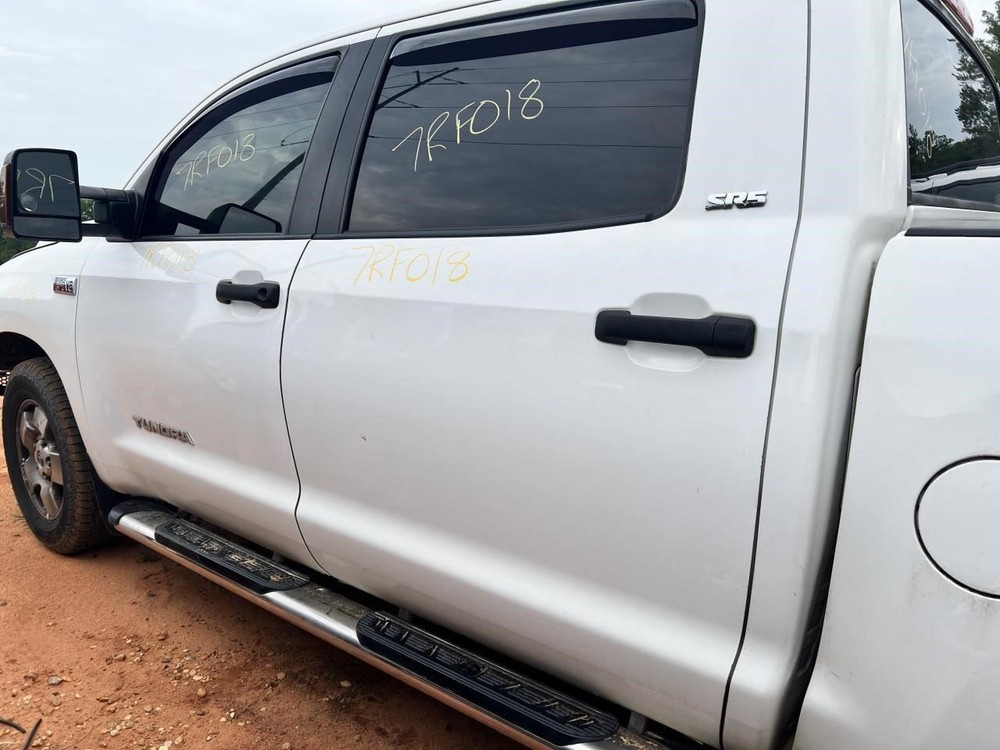 Engine ECM Electronic Control Module Right Hand Dash 5.7L Fits 10 TUNDRA