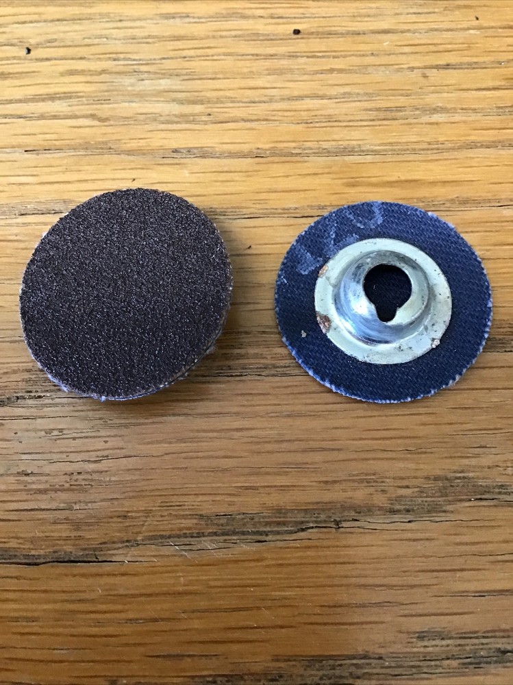 QUICK CHANGE TURN ON 1” 120 GRIT DISCS 59 PIECE