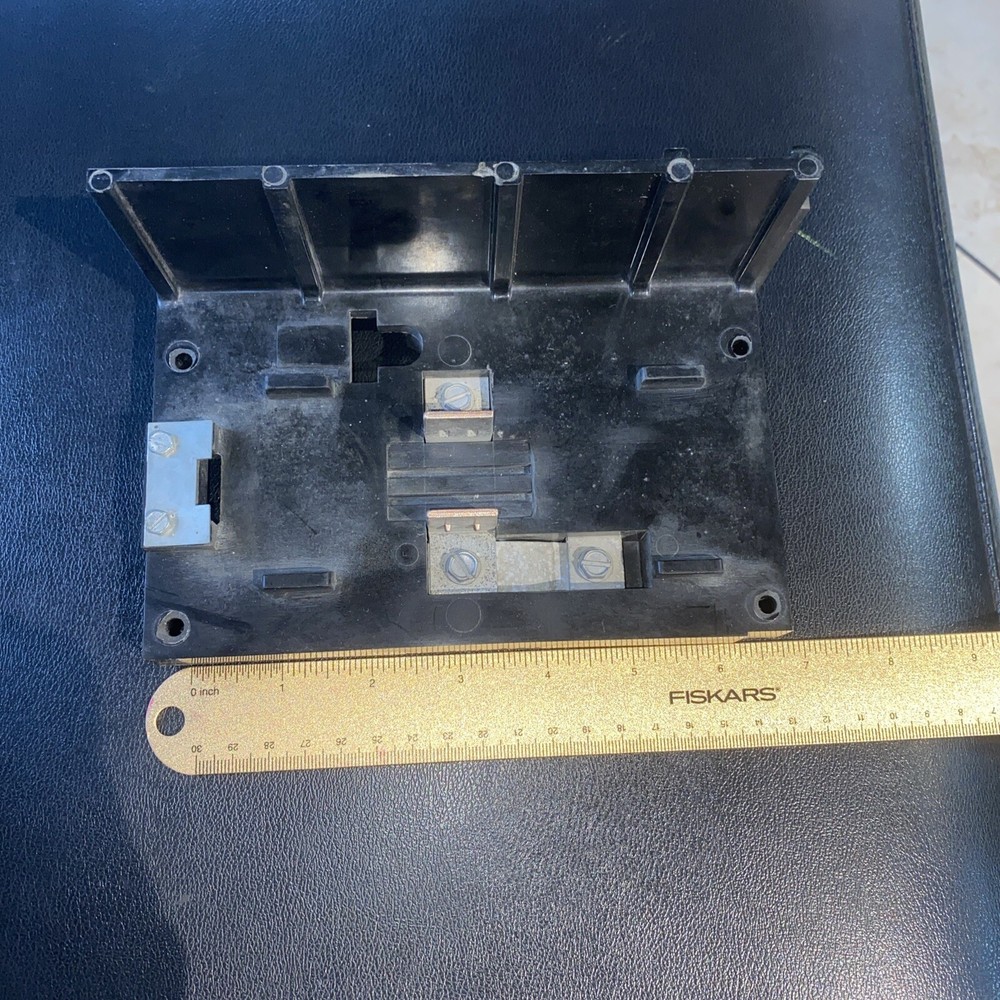 GE Mini Mod II Meter Socket Breaker Base 125 Or 200A General Electric TMP3 & 4.