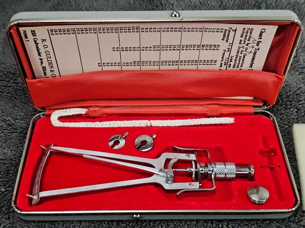 Vintage Prof. Schioetz Tonometer Improved 1955 Original Paperwork CASE