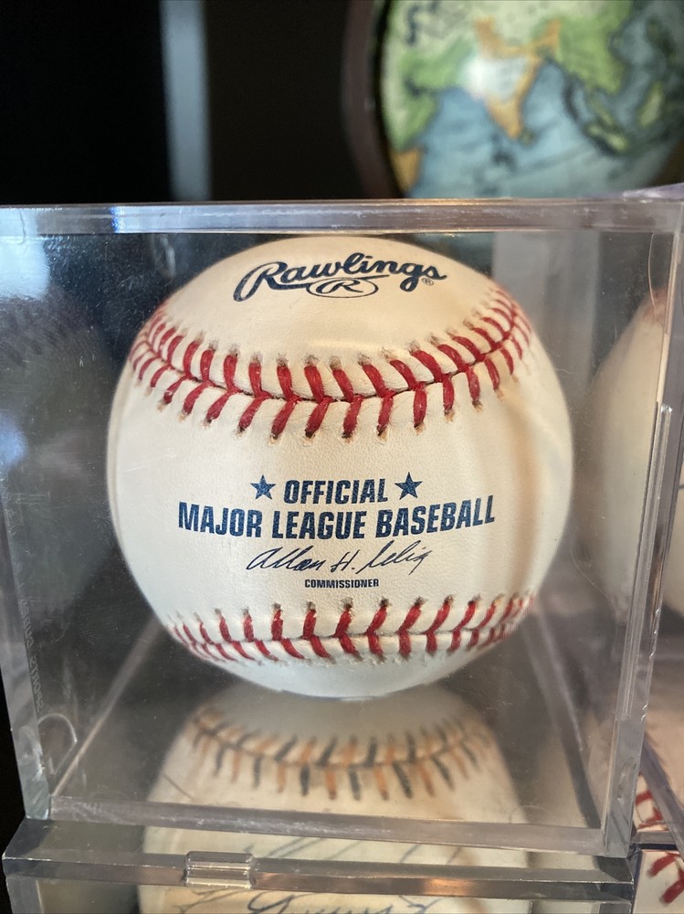 Rafel Furcal Signed OMLB Baseball Autograph