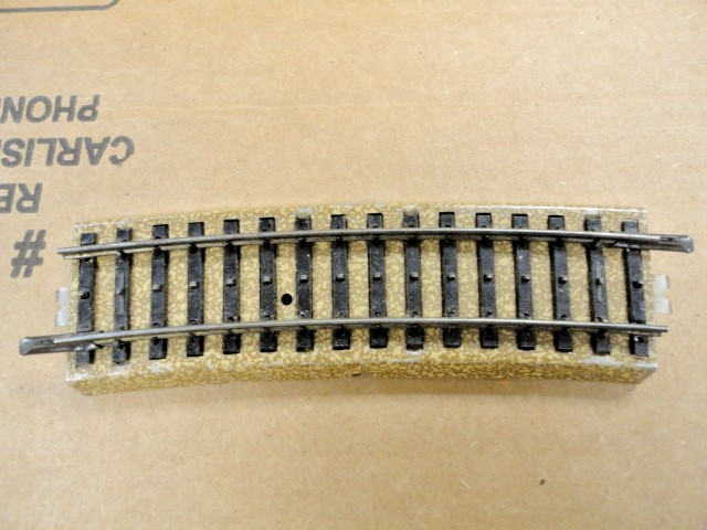 Marklin Ho Model Track 3900  AA 1/2   nice!