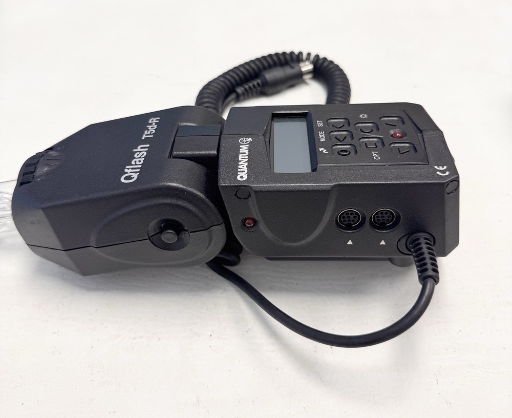 WORKING/READ Quantum Qflash T5d-R with Bulb