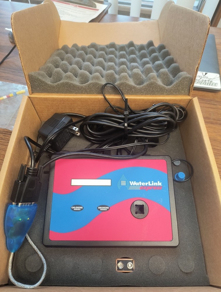 WaterLink LaMotte Water Tester