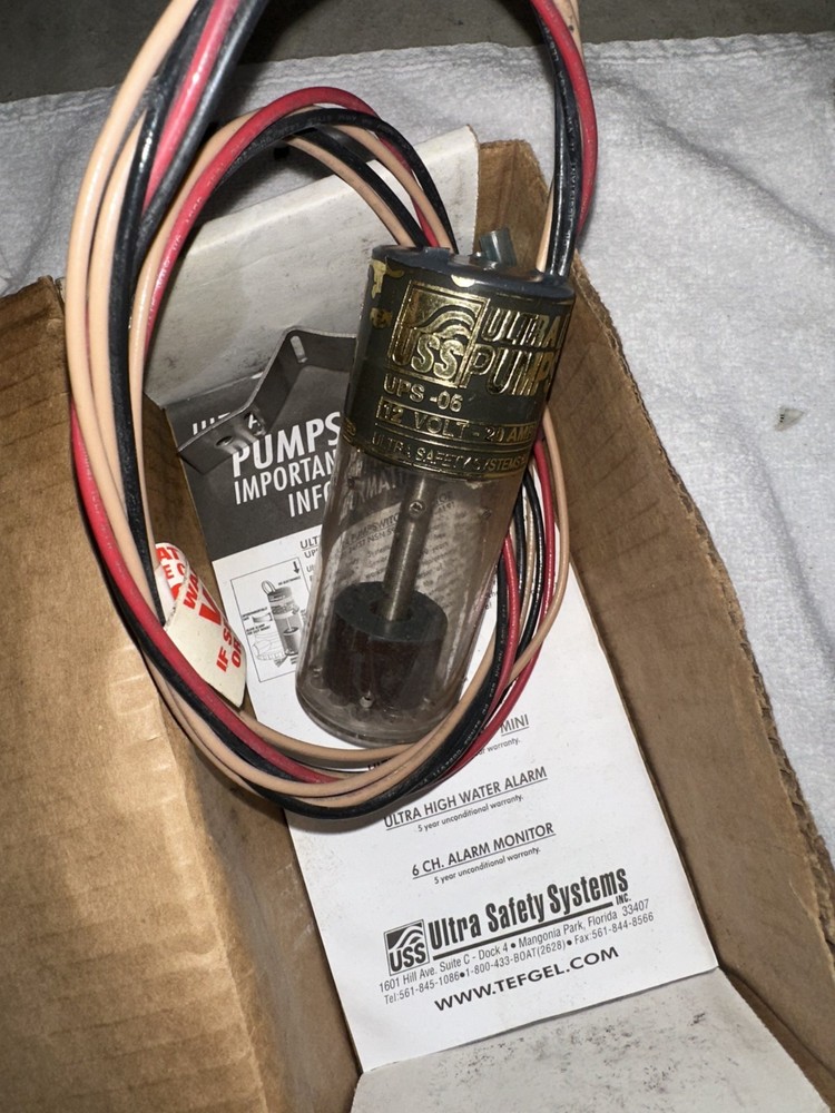 UPS-06 MINI Ultra Bilge Pump switch  12 VOLT