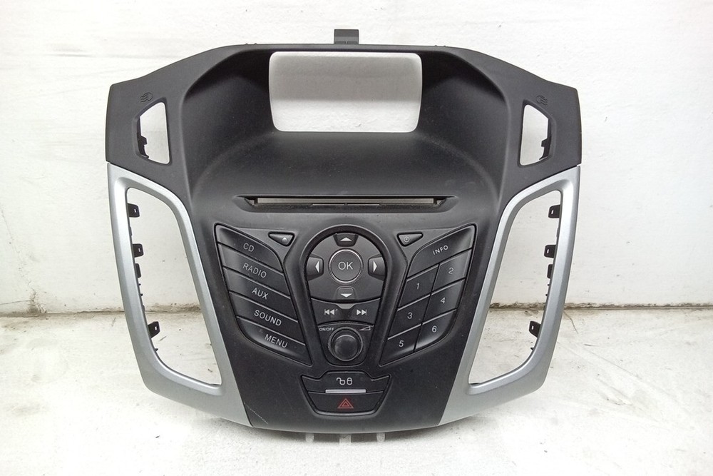 12 212 Ford Focus Radio Control Panel OEM