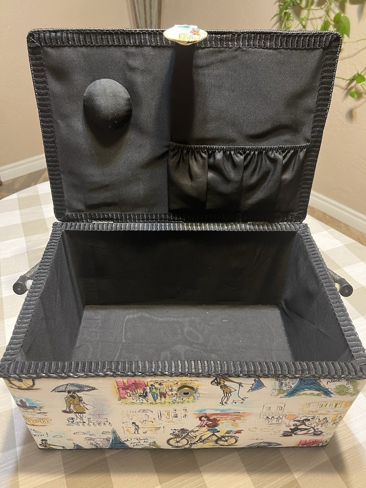 VTG Retro Sewing Box Puff Fabric Wicker Handle Magnetic lock Storage Insert Used