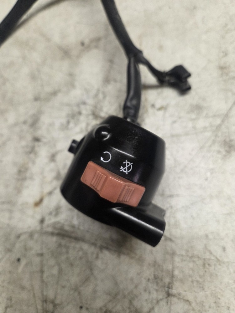 2019 Kawasaki W800 Cafe EJ800 right handlebar kill switch