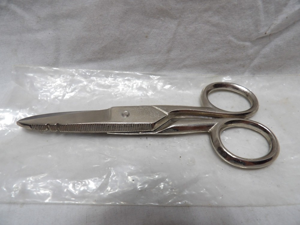 Heritage 5" Electrical Scissors
