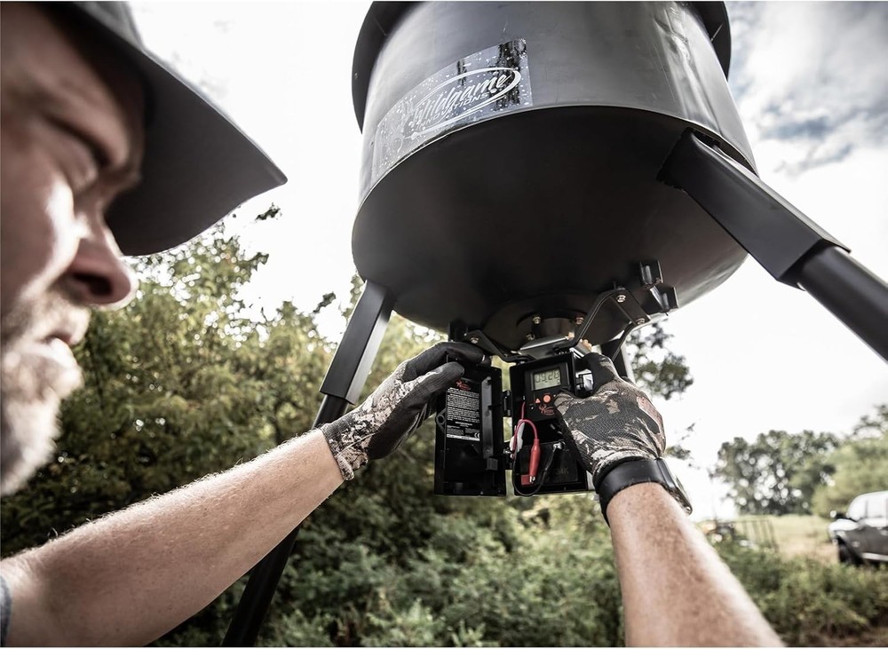 Reliable Construction Hunting Feeder - 270 lbs