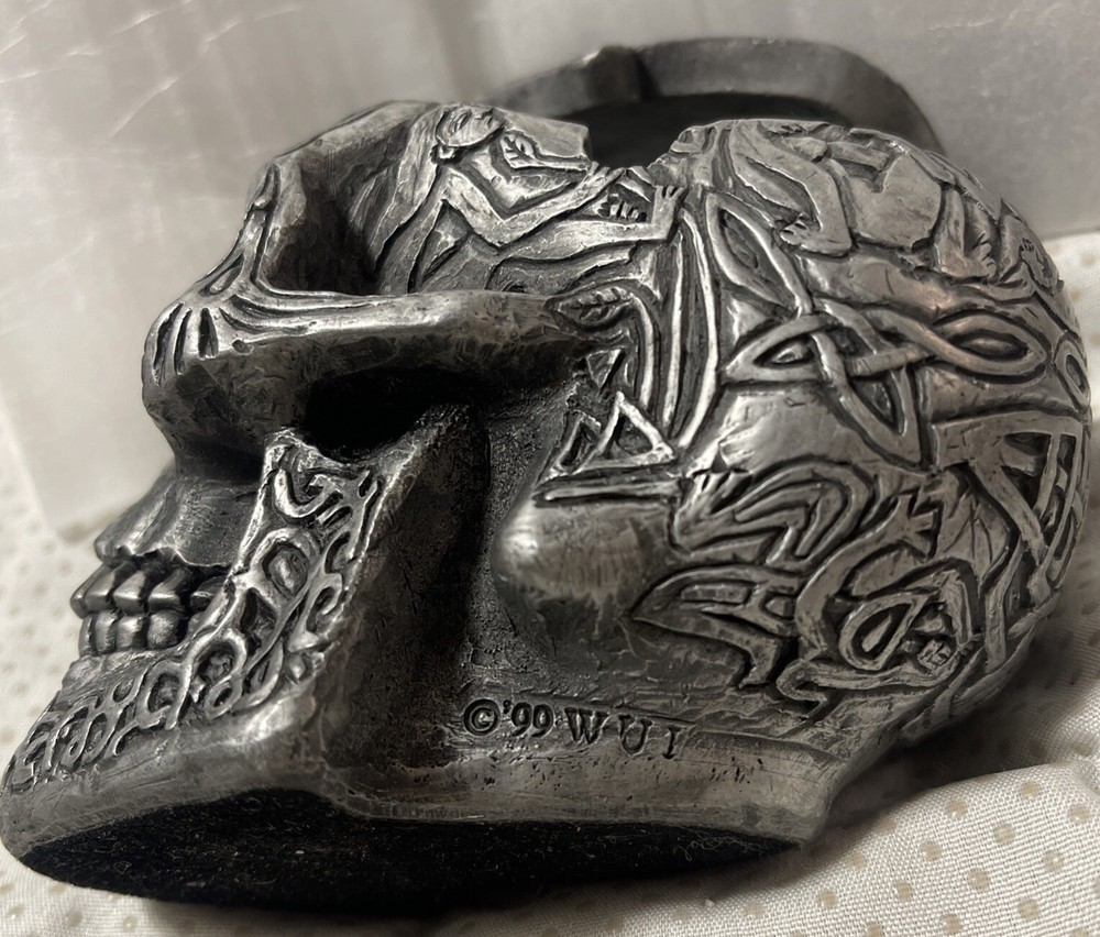 WUI Skull Ashtray Vintage