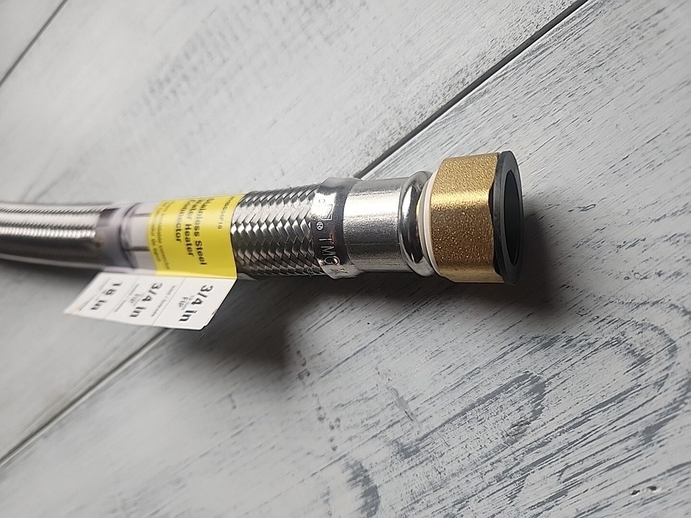 Apollo 18" 3/4- FIP In x 3/4" FIP Out Stainless Steel Water Heater Connector NEW