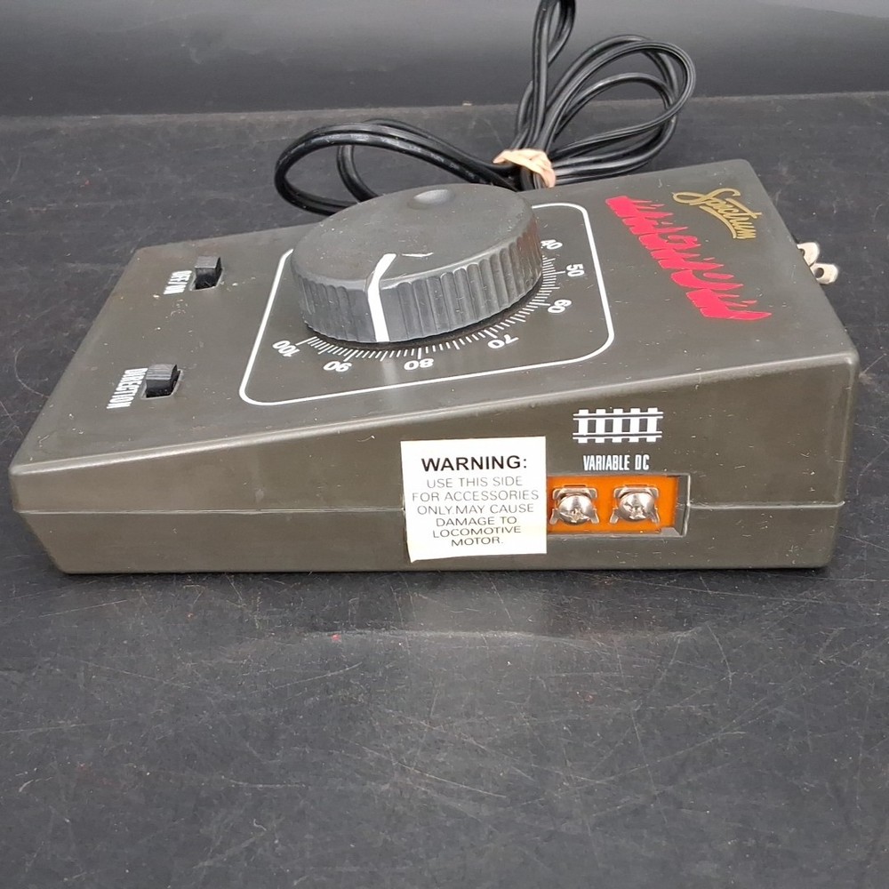 Spectrum Magnum 44-6681 Variable DC Hobby Transformer Train Controller Turns On