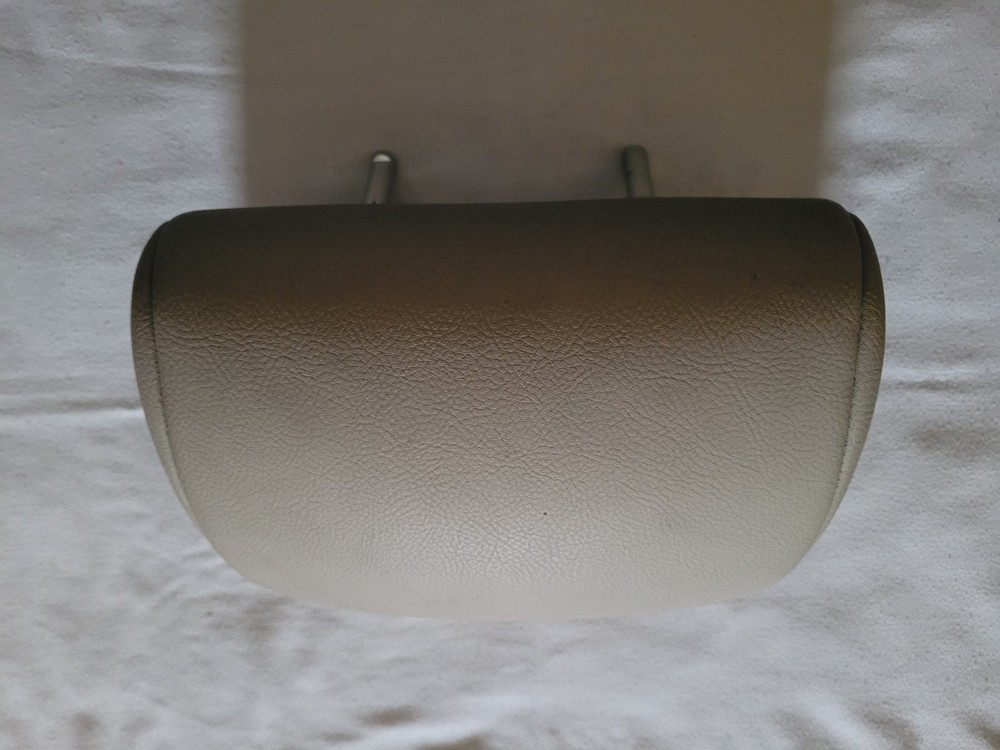 Rover 75 Saloon Rear Center Headrest