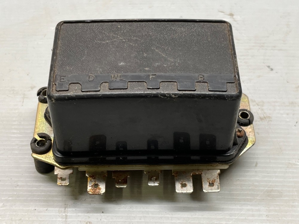 CLASIC VOLTAGE REGULATOR BOX