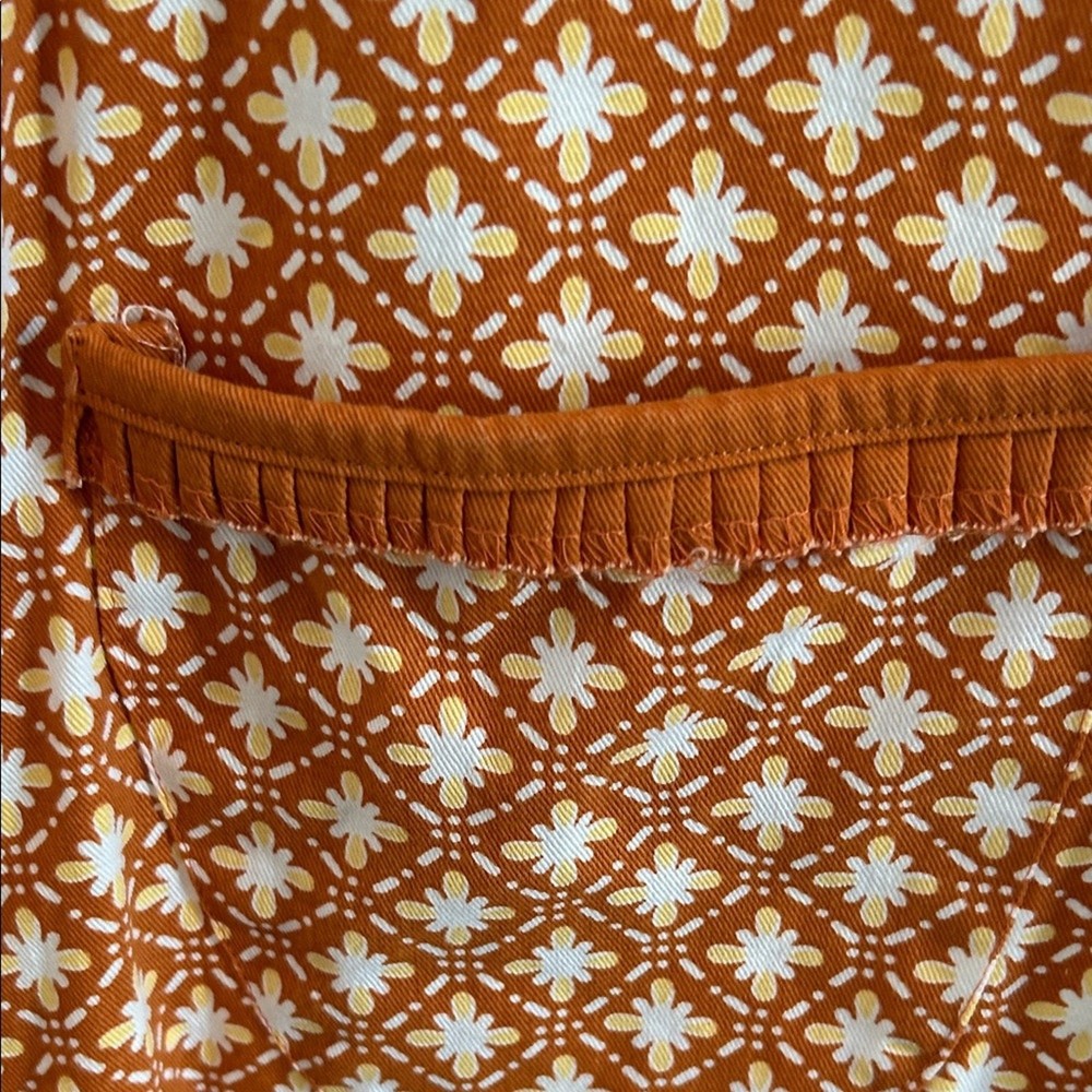 Charming Orange Patterned Apron. 100% Cotton women’s