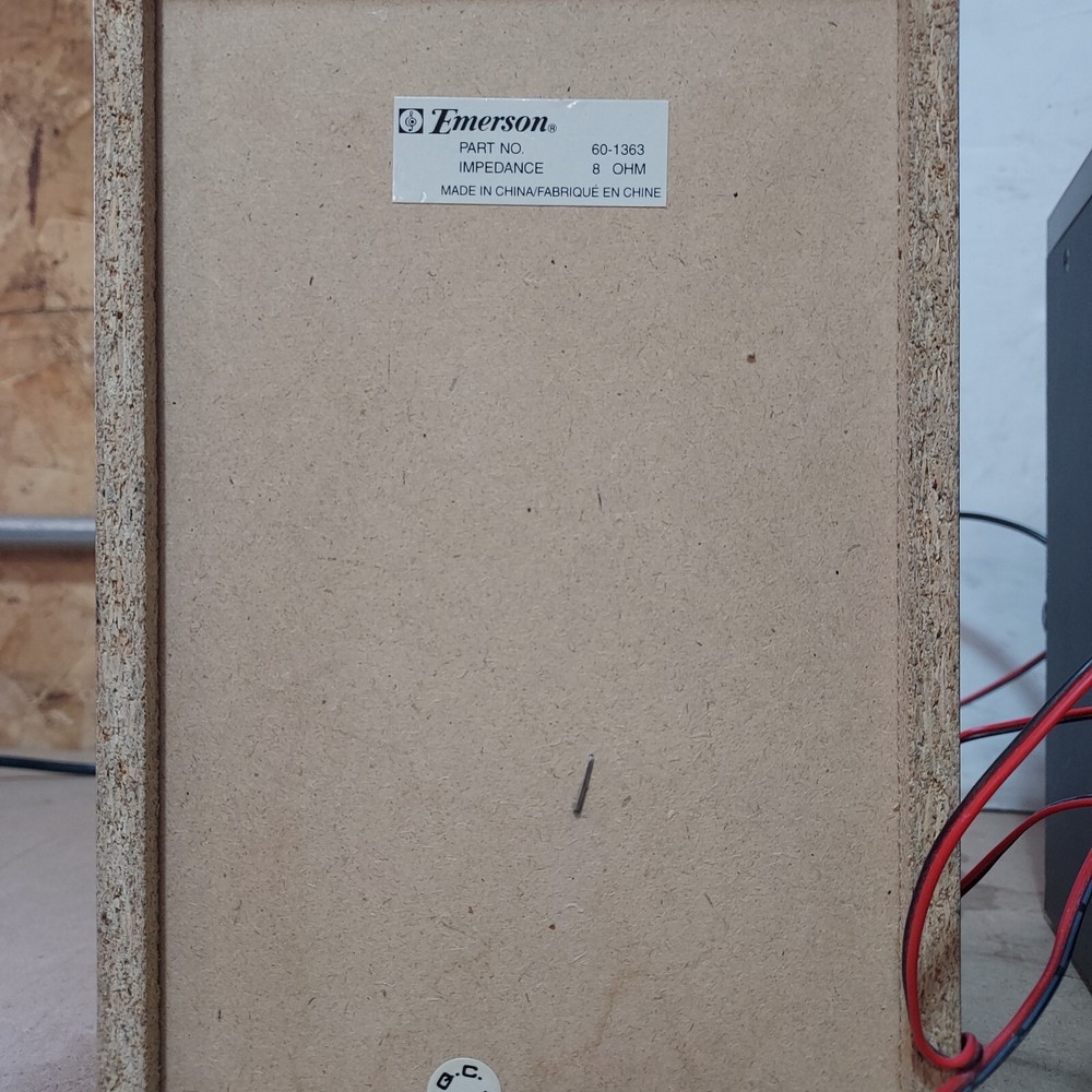 Emerson Compact Disc Player 16 track Model MS7628 - Check Description