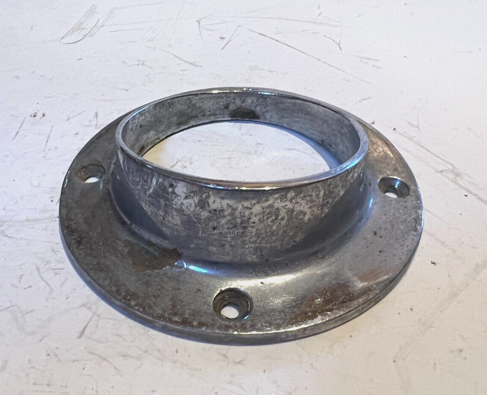 Vintage Chris Craft #911 Trim Ring