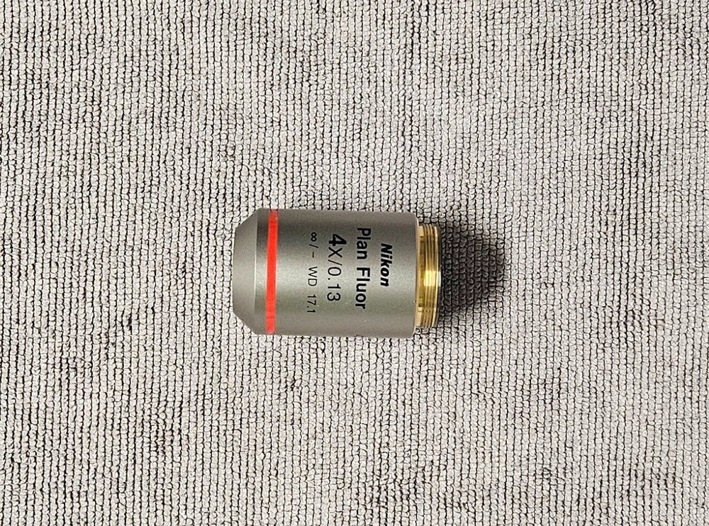Nikon E800 / E1000 Plan Fluor 4x/0.13 ∞/- WD 17.1 Microscope Objective