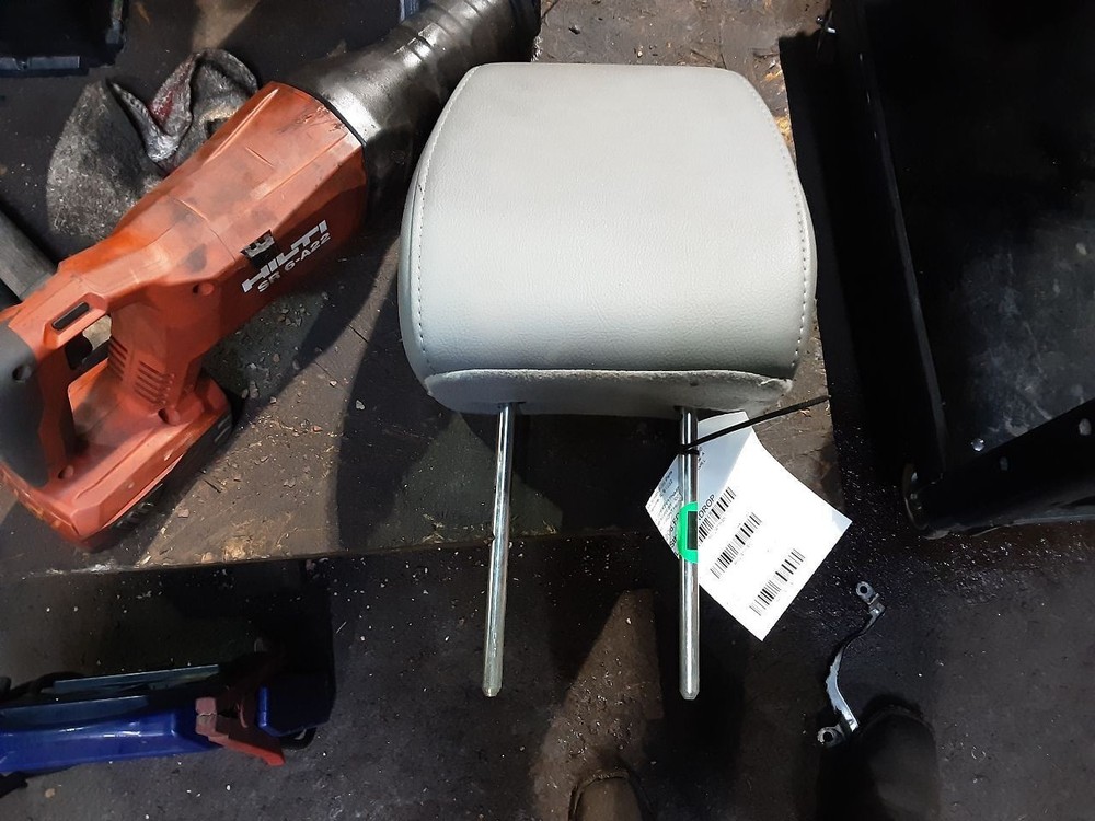 F150 2007 Headrest 2418480