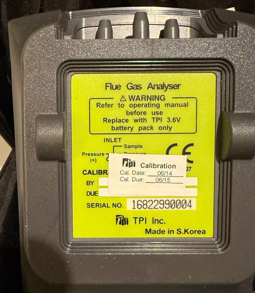 Flue gas analyzer TPI Model 714