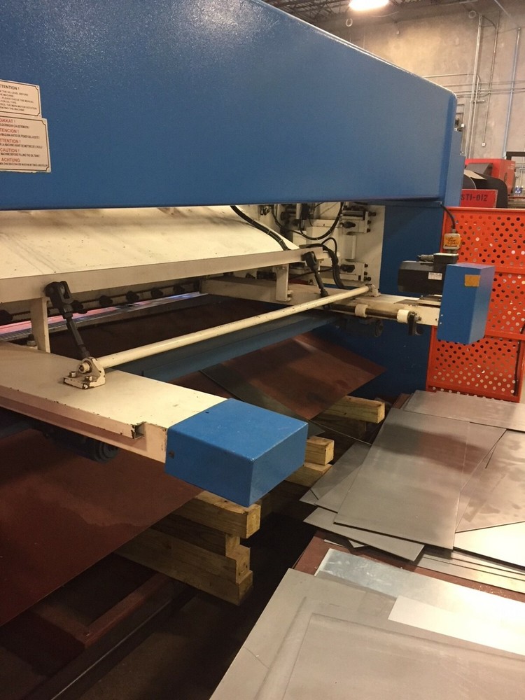 ERMAK Model CNCHVR 10' x 1/4" Hydraulic Variable Rake Shear