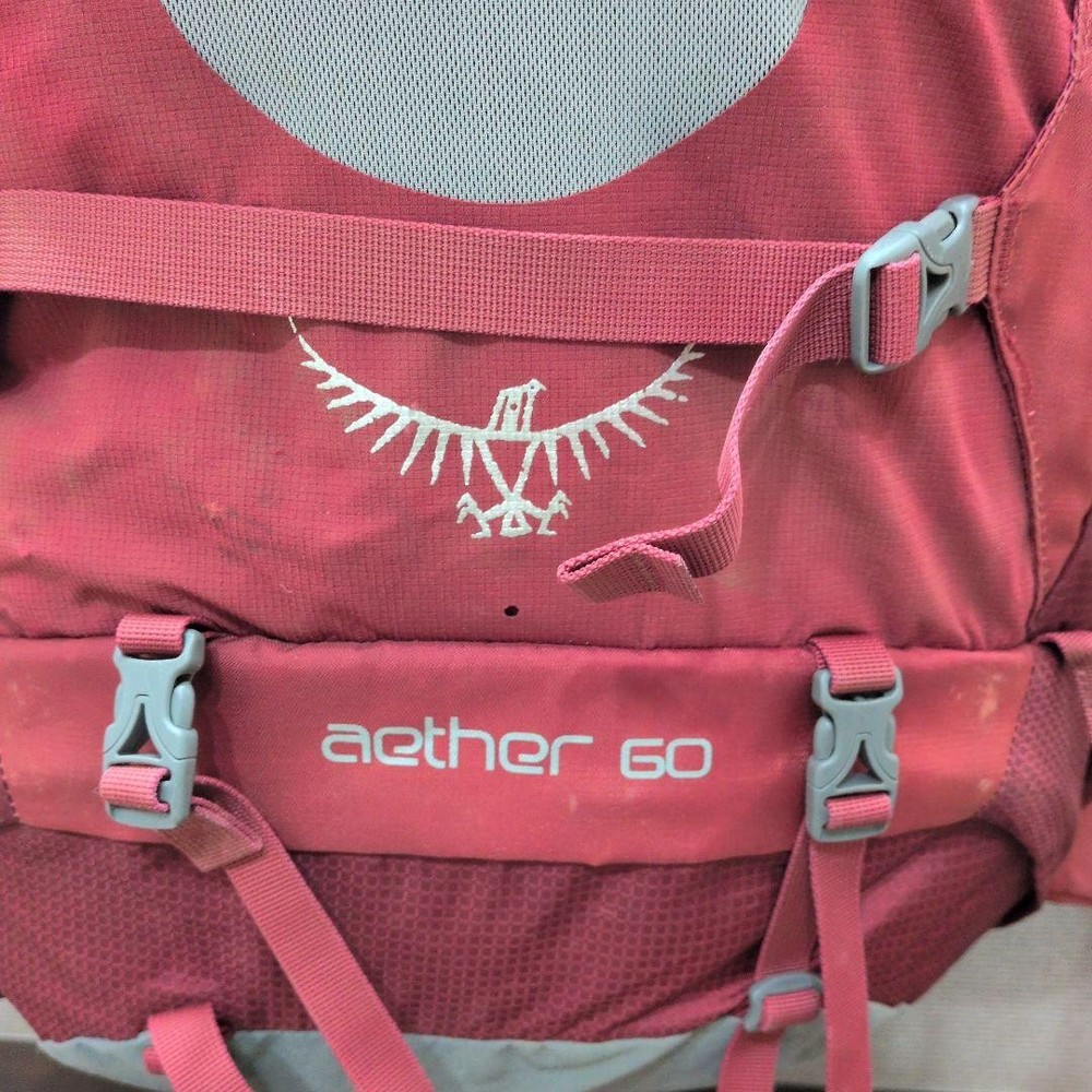 Osprey Aether 60 Backpack Large Capacity Trekking Climbing Used