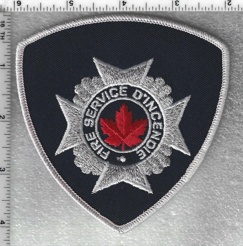 Fire Service D'Incendie  (Canada)  Shoulder Patch