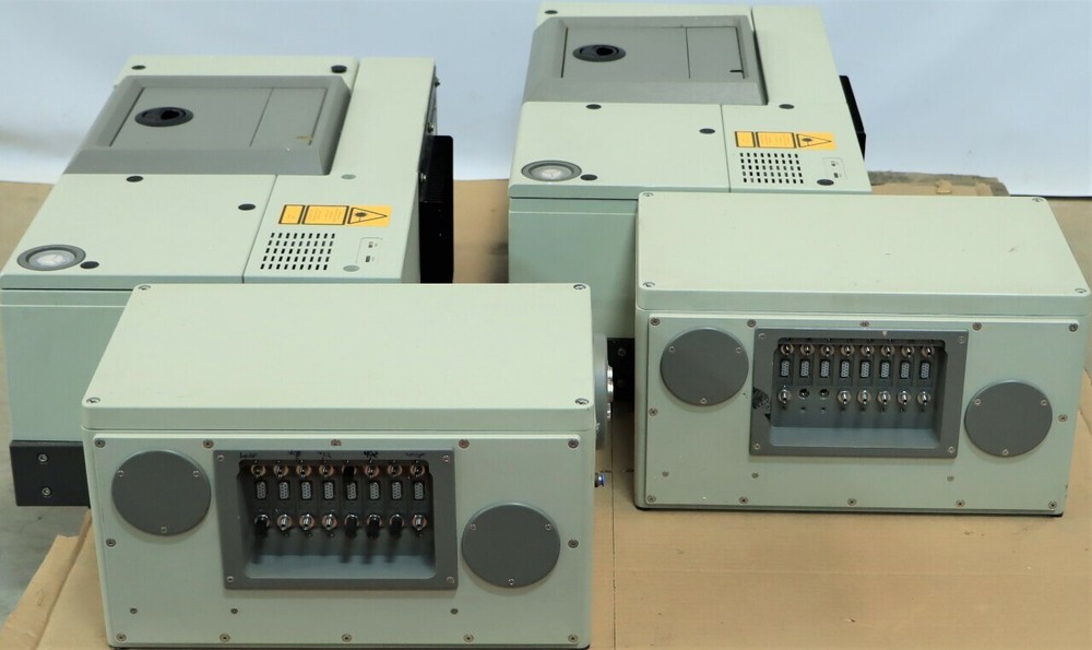 BRUKER VECTOR 22 22/N SPECTROMETER