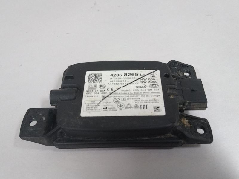 TRAX      2020 Camera/Projector 879415