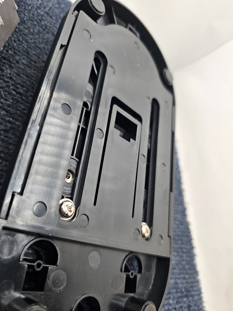 Saker Picture Hanging & Leveling Tool