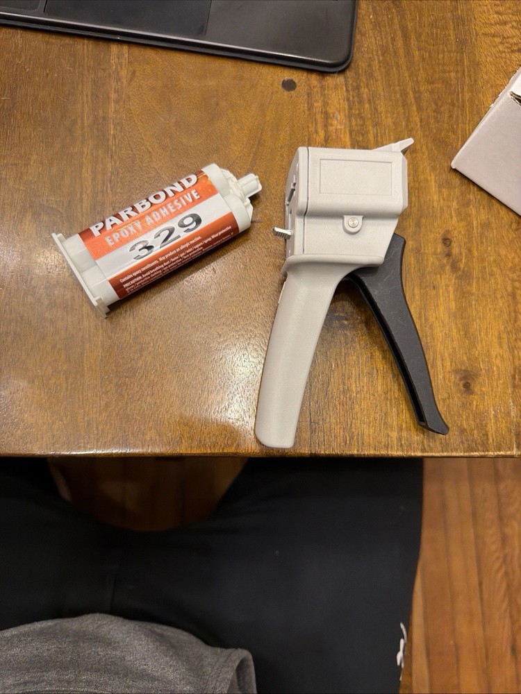 Parson Adhesive Epoxy Dispensing Gun Kit W/ Epoxy NEW