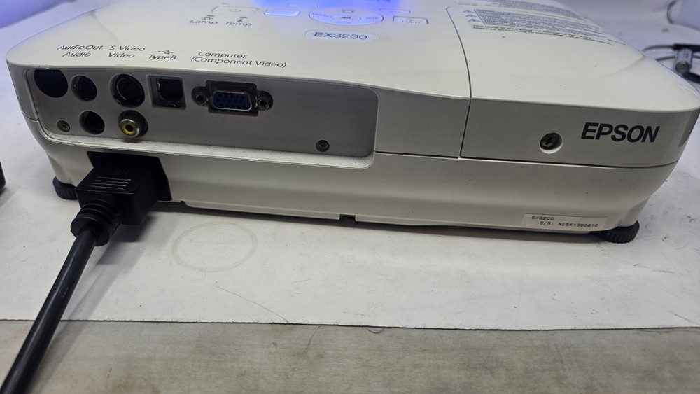 Epson EX3200 LCD Projector