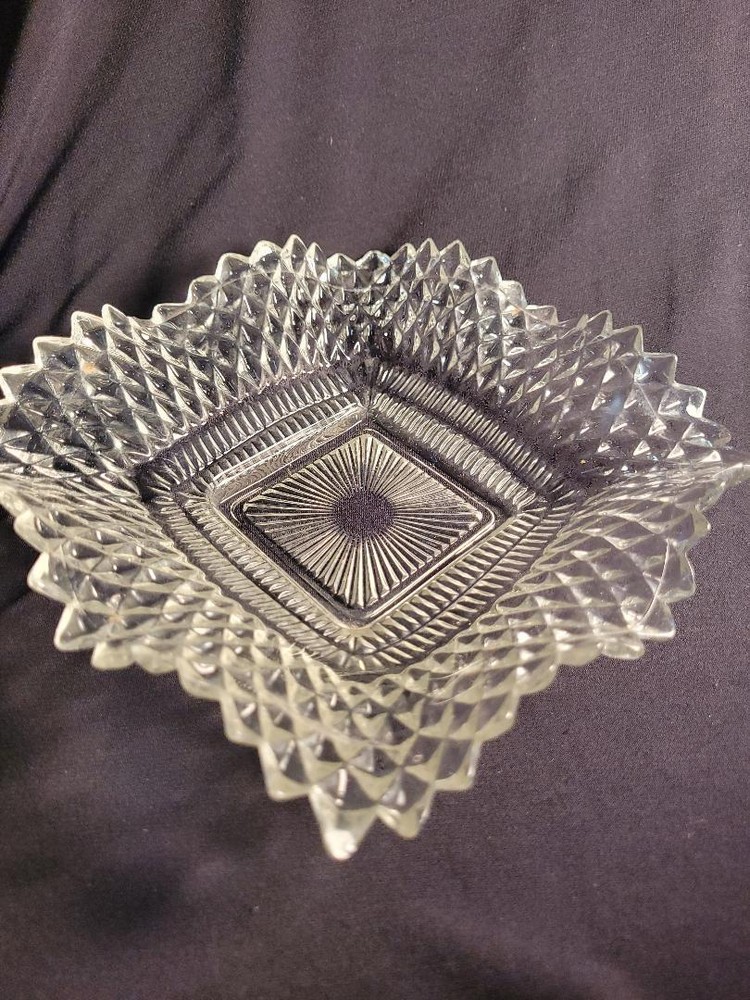 Vintage Mid Century Candy Dish w Ruffled Edges