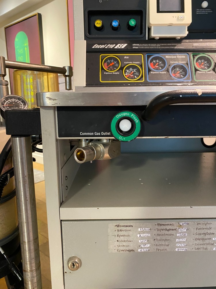 OHMEDA EXCEL 210 SE Anesthesia Machine