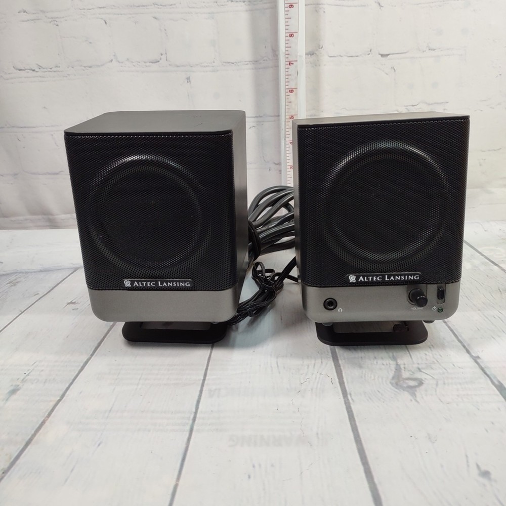 Altec Lansing 221 2.1 Computer Speaker System Subwoofer Satellites Multimedia PC